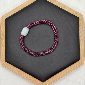 Aquamarine and Garnet Beaded Stretch Bracelet‎ NWOT